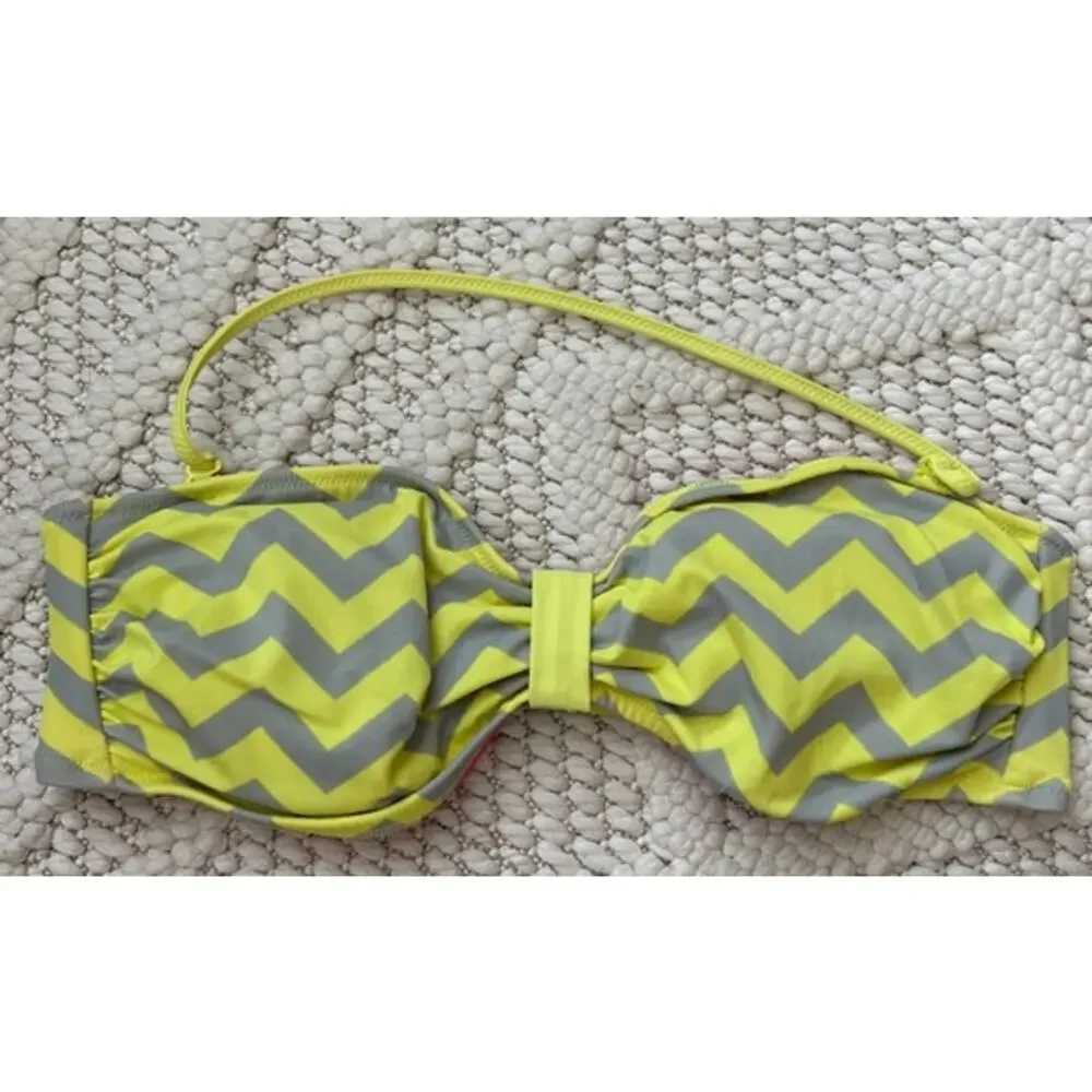 Y2K Victoria Secret Pink Reversible Bikini Size Medium
